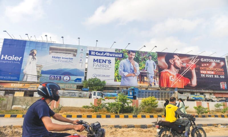 Static billboards in Pakistan that drivers ignore